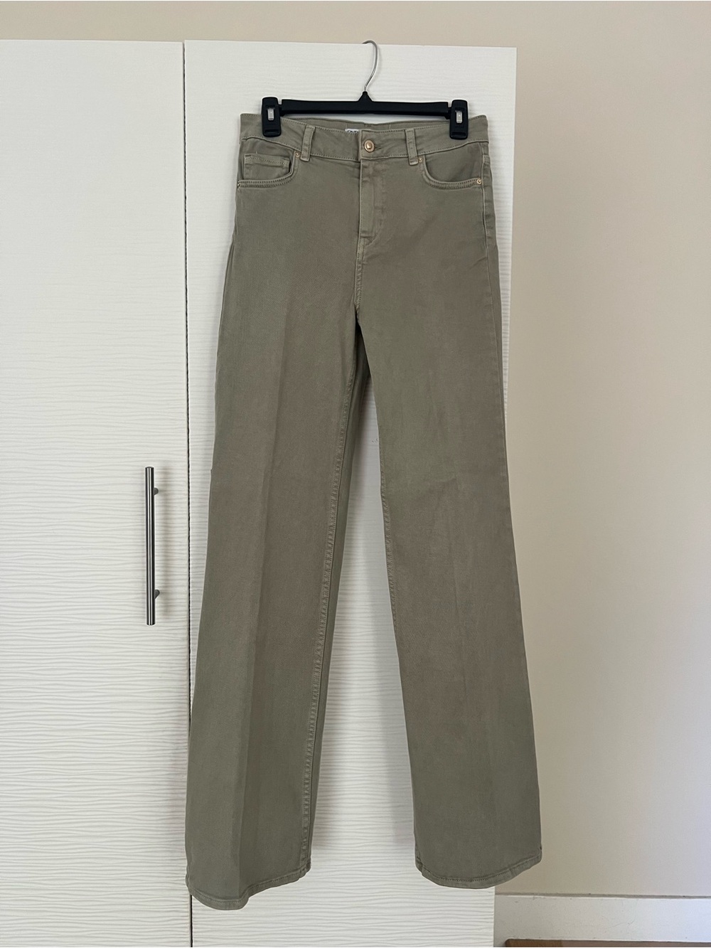 Zara Light Gray Casual Jeans Pants